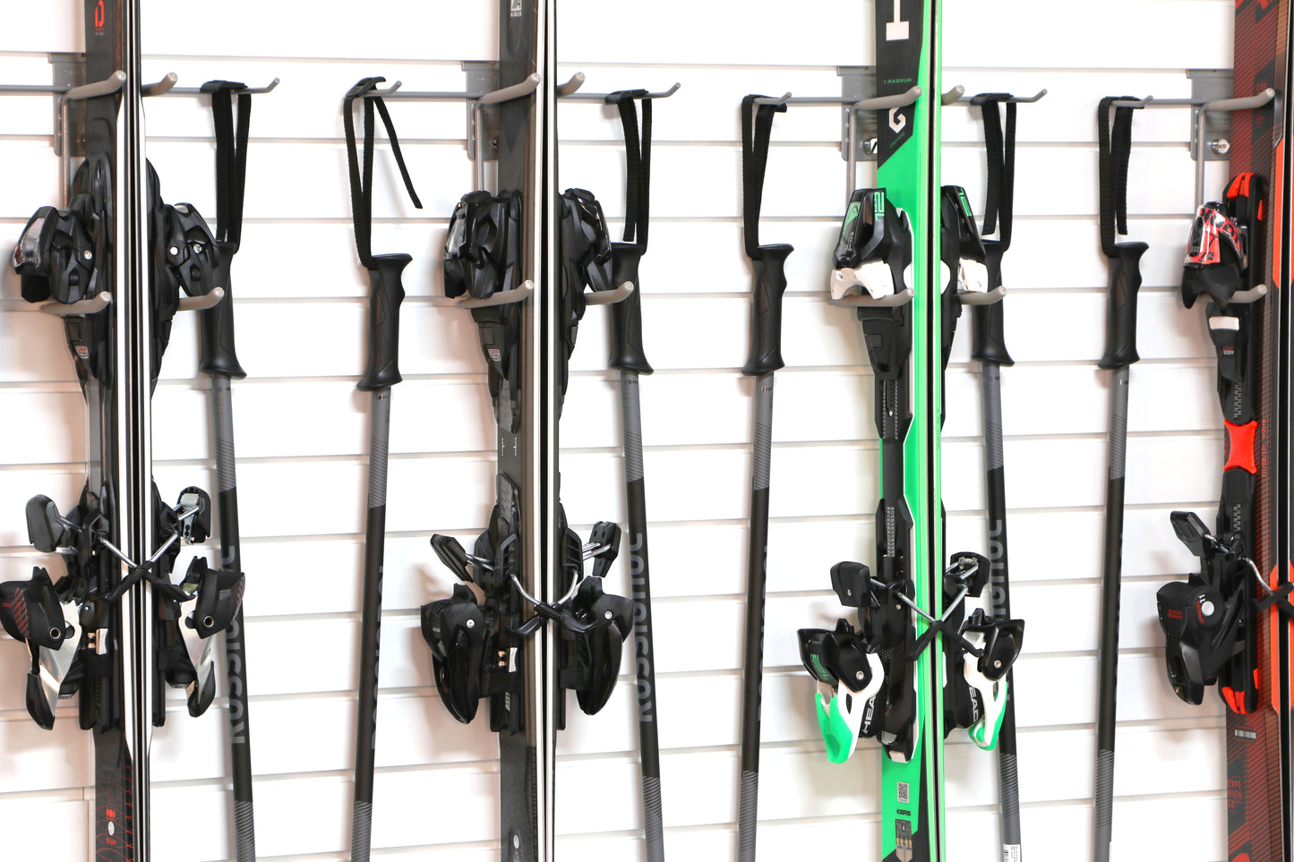 StoreWALL Tri Ski Hook